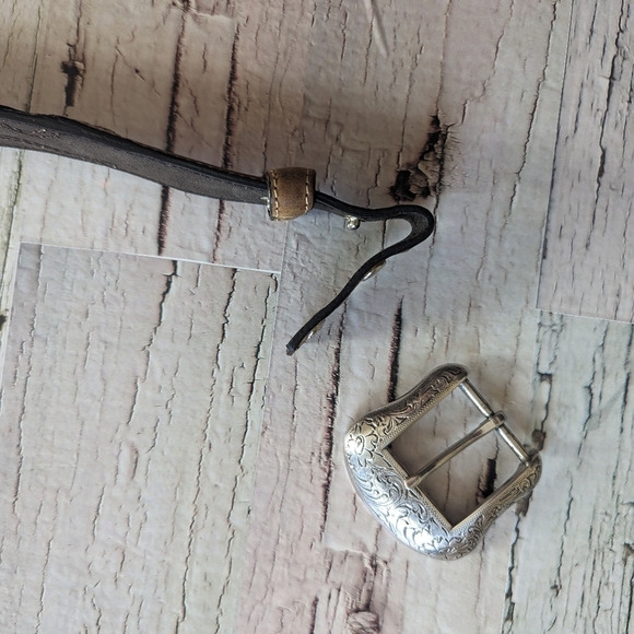 Nocona Western Genuine Leather Belt with Silver Toned Conchos Size 34 - Picture 5 of 11